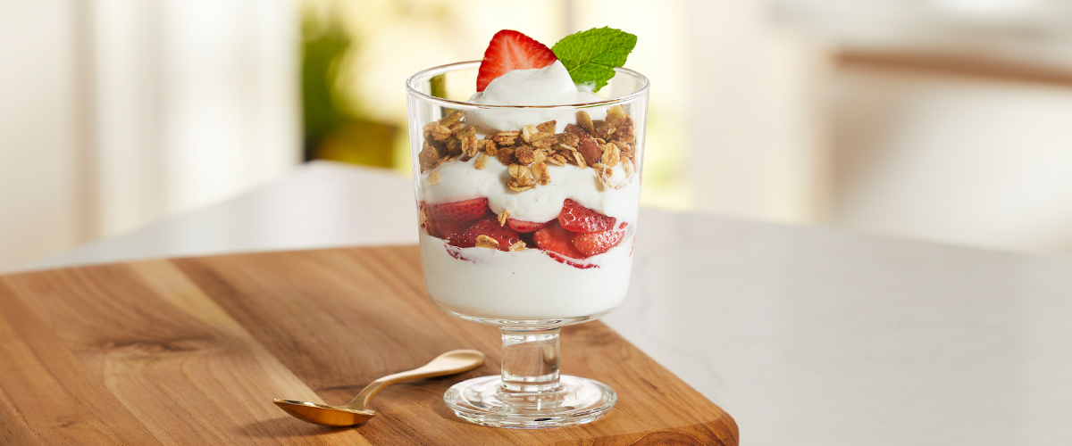 Parfait De Fresa Y Granola Fage Spain